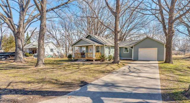 Photo of 302 S Masche St, Silver Lake, KS 66539