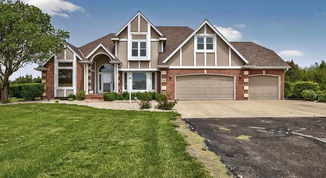 Photo of 7732 SW Huntoon St, Topeka, KS 66615