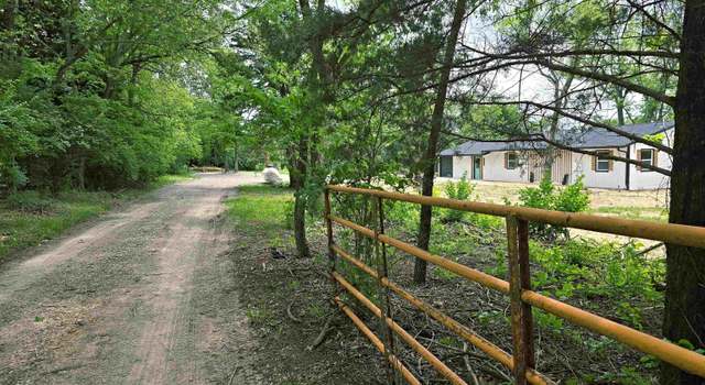Photo of 3985 43rd St, Meriden, KS 66512