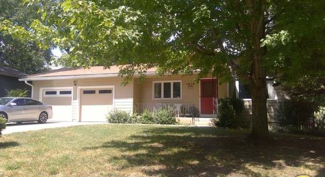 Photo of 1614 SW Sieben St, Topeka, KS 66611