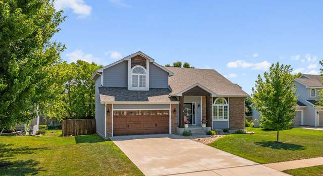 Photo of 2712 SW Sherwood Park Dr, Topeka, KS 66614