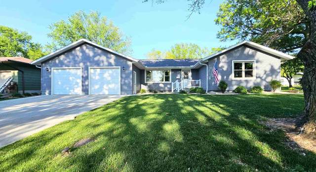 Photo of 708 S 11th St, Sabetha, KS 66534
