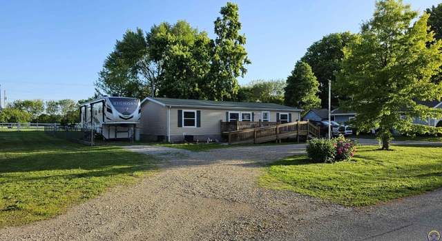 Photo of 511 W North St, Carbondale, KS 66414