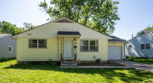 Photo of 2229 SW Jewell Ave, Topeka, KS 66611
