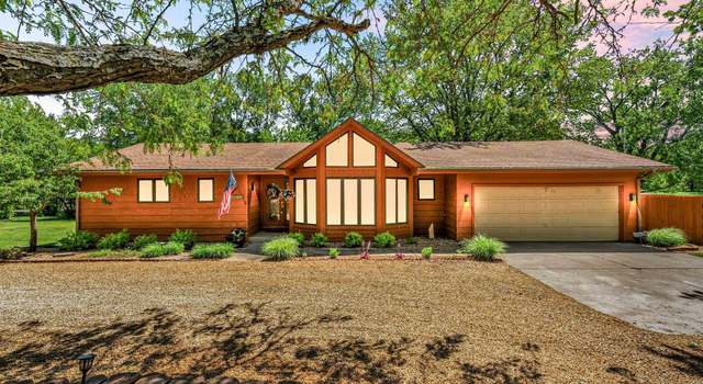 Photo of 3972 SW Canterbury Town Rd, Topeka, KS 66610