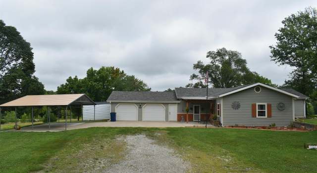 Photo of 610 Monroe St, Oskaloosa, KS 66066