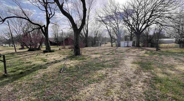 Photo of 318 Truman St, Pomona, KS 66076