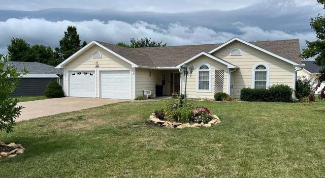 Photo of 200 Trail Dr, Overbrook, KS 66524