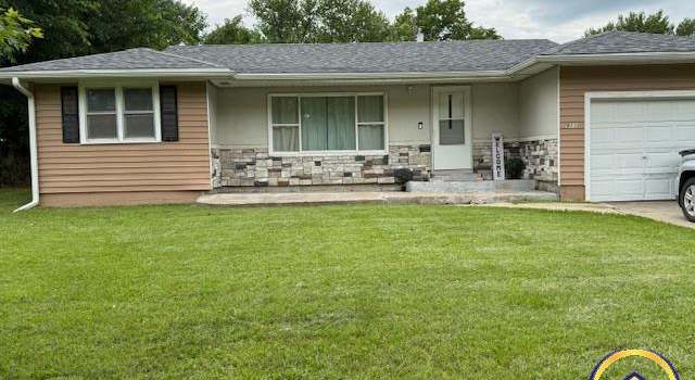 Photo of 911 Elm St, Emporia, KS 66801
