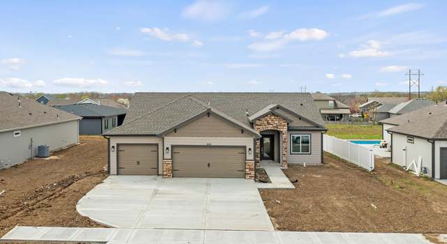 Photo of 8009 SW 26th Ter, Topeka, KS 66614