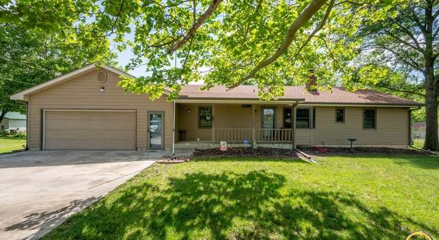 Photo of 4024 NE Croco Rd, Topeka, KS 66617