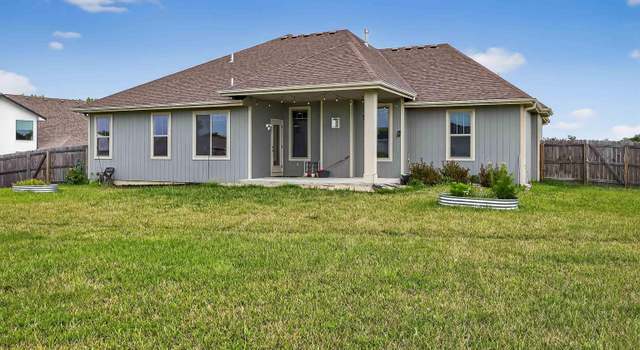 Photo of 7627 SW Lowell Ln, Topeka, KS 66614