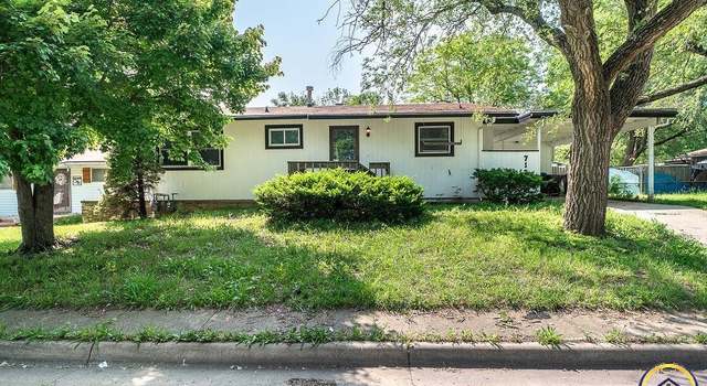 Photo of 7126 SW Wheatfield Ln, Topeka, KS 66619