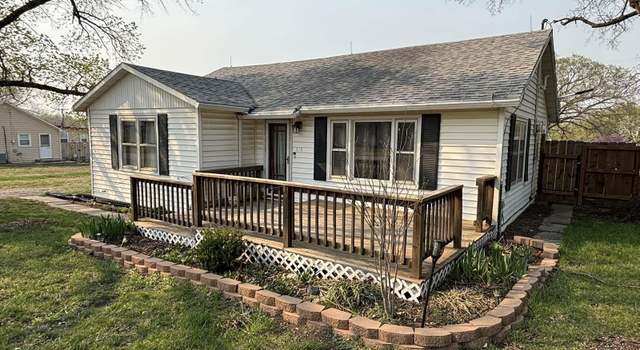 Photo of 518 Central Ave, Strong City, KS 66869