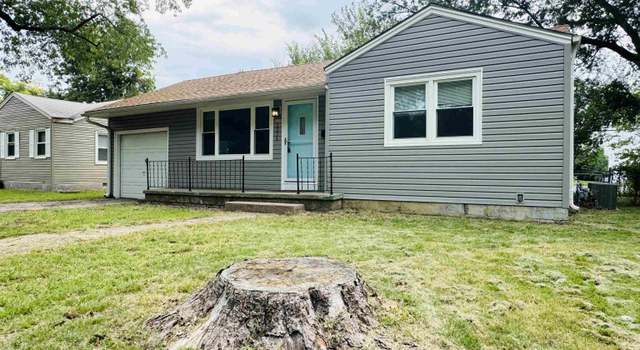 Photo of 2234 SW Boswell Ct, Topeka, KS 66611
