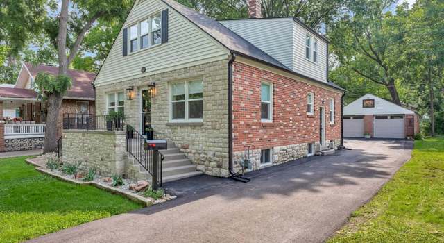 Photo of 627 SW Medford Ave, Topeka, KS 66606
