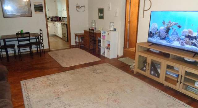 Photo of 146 NW Story St, Topeka, KS 66606