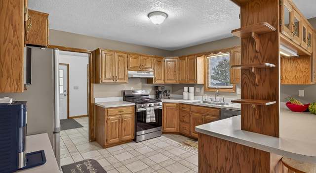 Photo of 13190 262nd Rd, Holton, KS 66436
