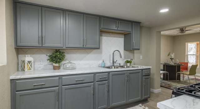 Photo of 221 Lincoln Ave, Holton, KS 66436