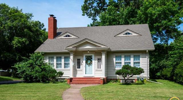 Photo of 1045 SW Wayne Ave, Topeka, KS 66604