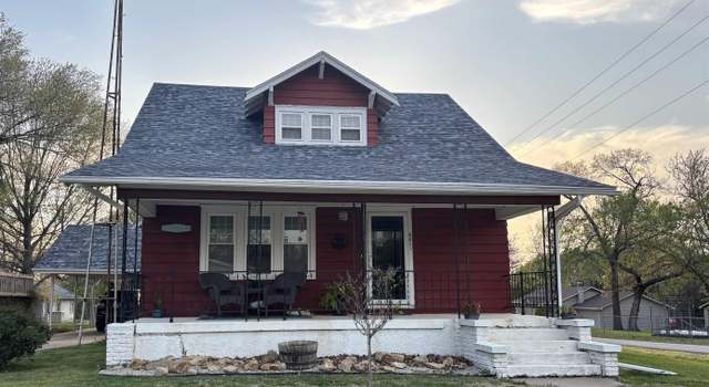 Photo of 601 S 3rd St, Madison, KS 66860