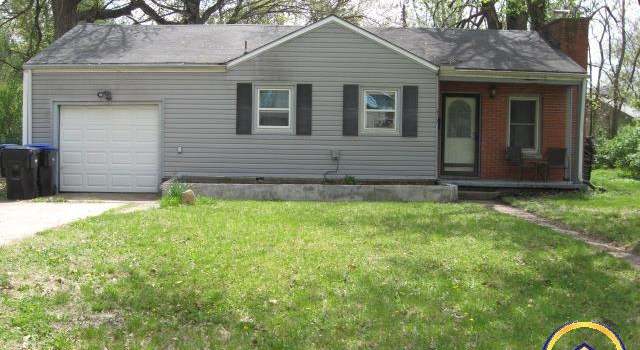 Photo of 313 NW The Dr, Topeka, KS 66606