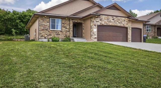 Photo of 4432 SW Brandywine Ln, Topeka, KS 66610