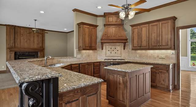 Photo of 3742 SW Clarion Park Dr, Topeka, KS 66610