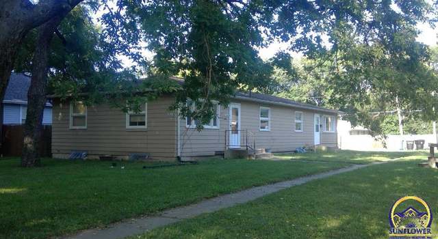 Photo of 121 A & B SW Roosevelt St Unit 123 SW Roosevelt, Topeka, KS 66606