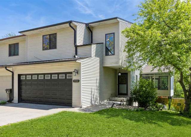 Property at 1932 North Ridge Dr, Coralville, IA 52241, 3 beds, 2.5 baths