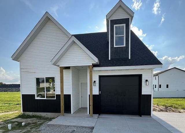 Property at 1507 Duncan Dr, Muscatine, IA 52761, 4 beds, 3 baths