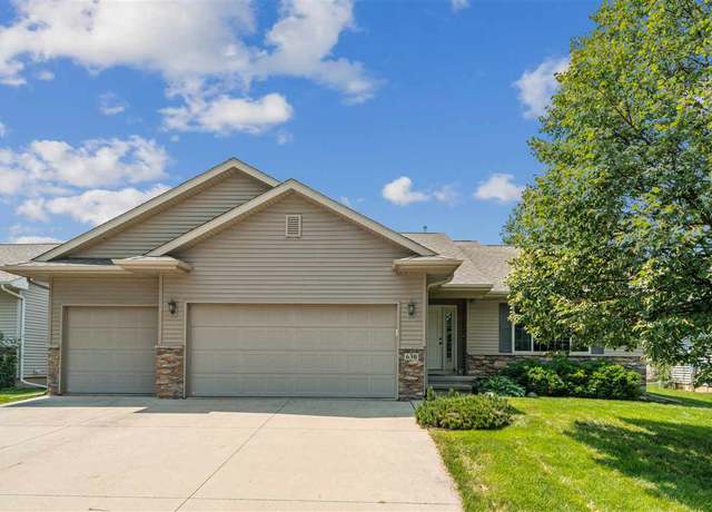 Property at 630 Galway Dr, Iowa City, IA 52246, 4 beds, 3 baths