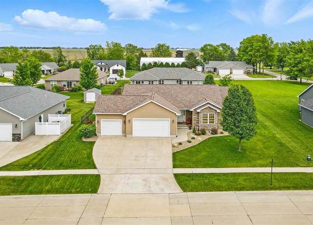 Property at 1417 Campbell Dr, Washington, IA 52353, 5 beds, 3 baths