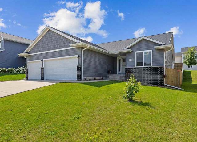 Property at 4131 Olivia Ct, Iowa City, IA 52245, 4 beds, 3 baths