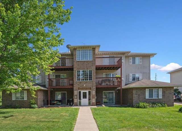 Property at 651 Kimberlite St, Tiffin, IA 52340, 2 beds, 1 bath