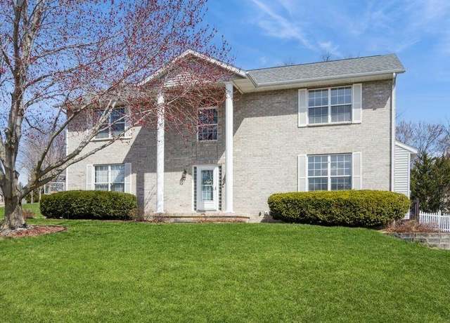Property at 1456 Aburdeen Ct, Iowa City, IA 52246, 5 beds, 3.5 baths