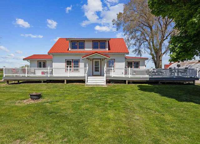 Property at 3233 F52 Trl, Parnell, IA 52325, 5 beds, 2.5 baths