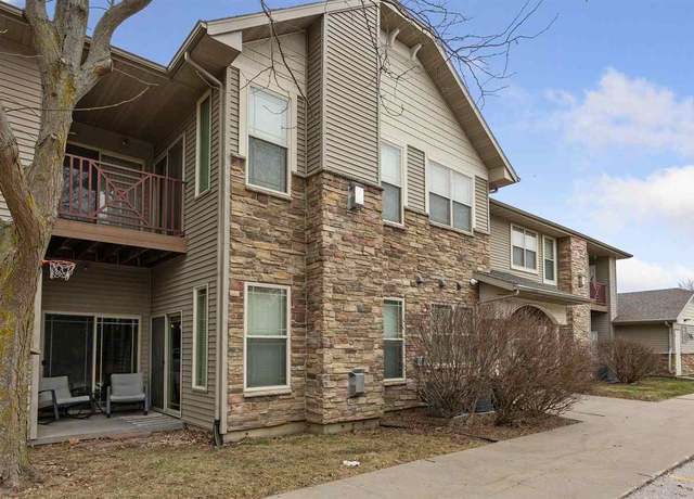 Property at 1722 Algonquin Rd, Iowa City, IA 52245, 2 beds, 2 baths