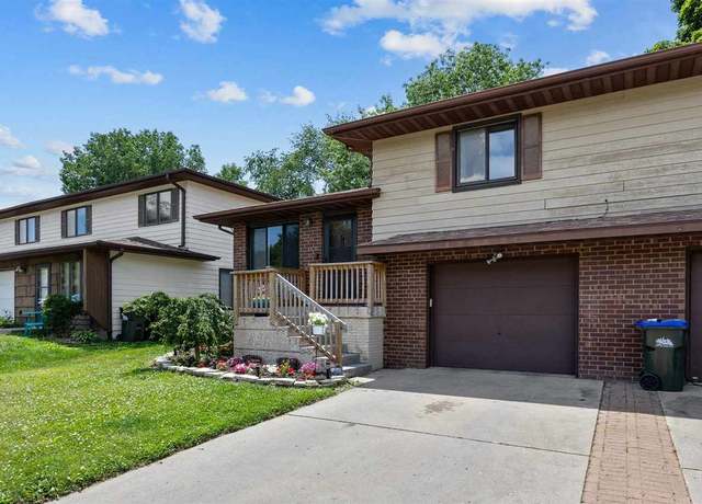 Property at 821 Dover St, Iowa City, IA 52245, 3 beds, 2 baths
