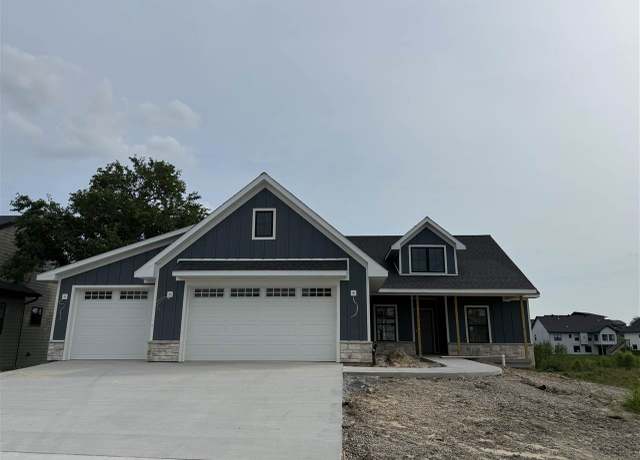 Property at 1275 Osage Ln, North Liberty, IA 52317, 5 beds, 3.5 baths