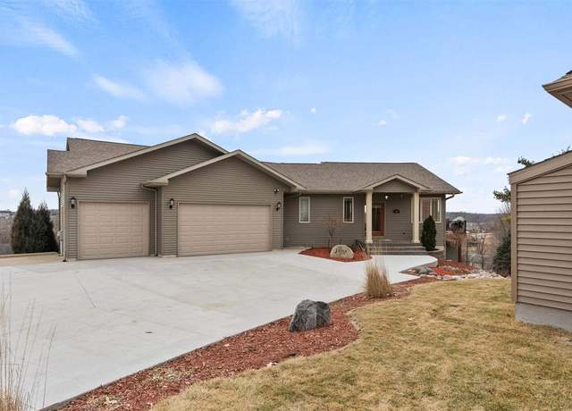 Property at 1667 Apache Dr. Dr NE, Solon, IA 52333, 4 beds, 3.5 baths