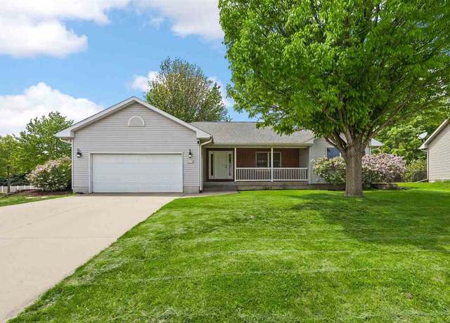 Property at 1451 Chamberlain Dr, Iowa City, IA 52240, 5 beds, 3 baths
