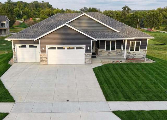 Property at 2416 Kestrel Dr SE, Cedar Rapids, IA 52403, 5 beds, 3 baths