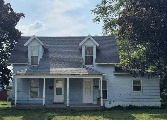Property at 311 N Avenue C, Washington, IA 52353, 2 baths