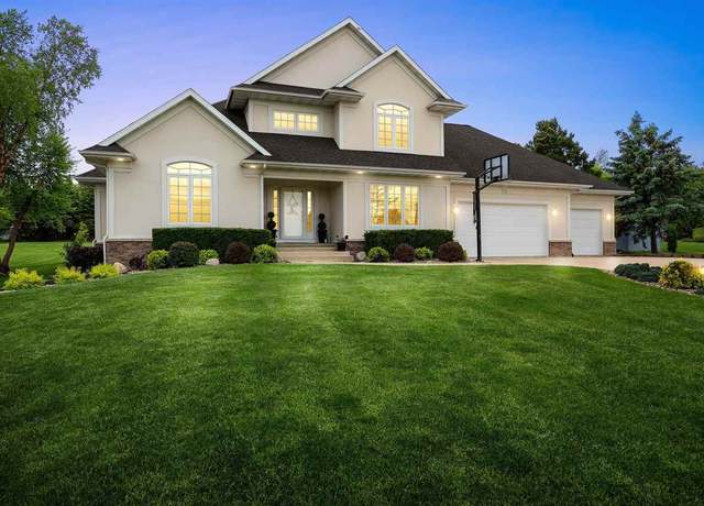 Property at 5857 Wells Ln, Cedar Rapids, IA 52411, 4 beds, 4 baths