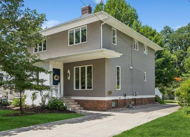Property at 319 Hutchinson Ave, Iowa City, IA 52246, 3 beds, 3 baths