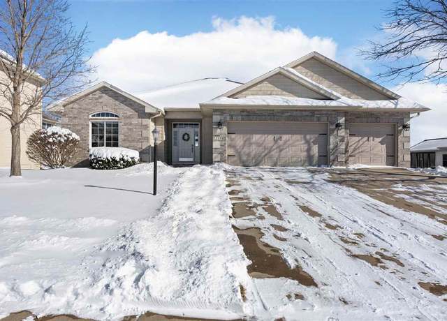 Property at 2156 Glen Oaks Dr, Coralville, IA 52241, 5 beds, 3 baths