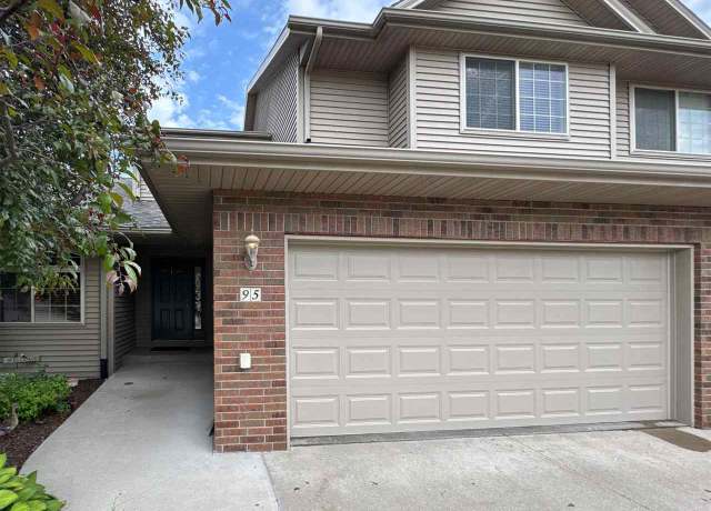 Property at 95 E Weston Dr, North Liberty, IA 52317, 3 beds, 2.5 baths