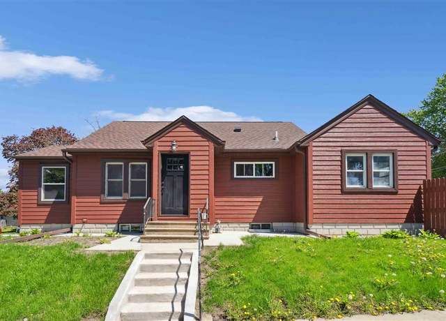 Property at 905 West 11th St, Waterloo, IA 50702, 5 beds, 2 baths