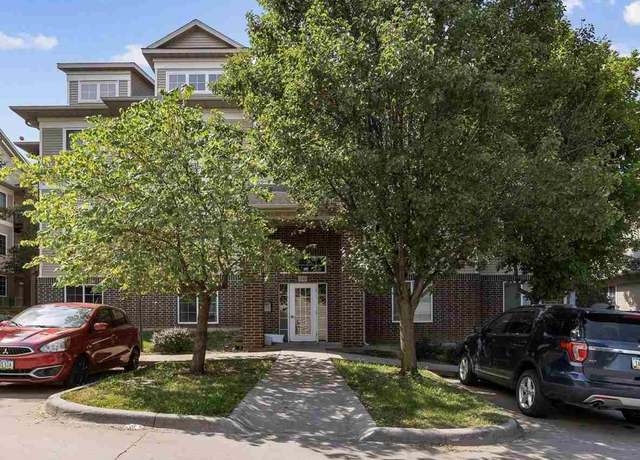 Photo of home in Iowa City, IA